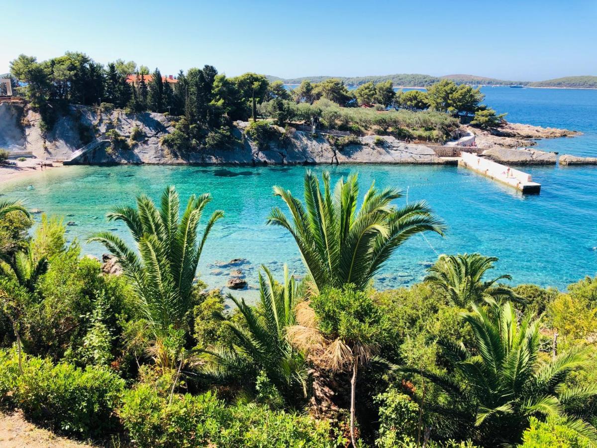 Apartment Shades Of Blue Hvar Town Exterior photo